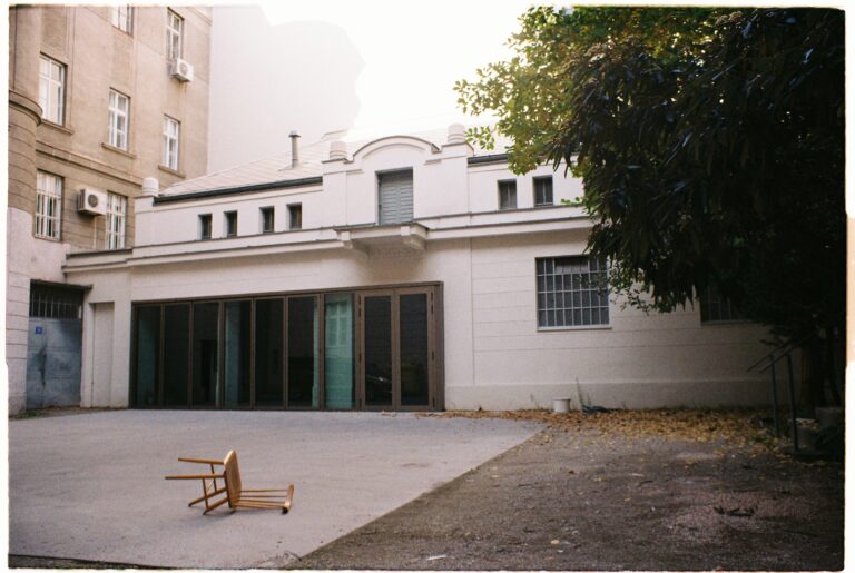 Universaal-v-2025-Zdroj-William-Gevorg-Urban-1-1